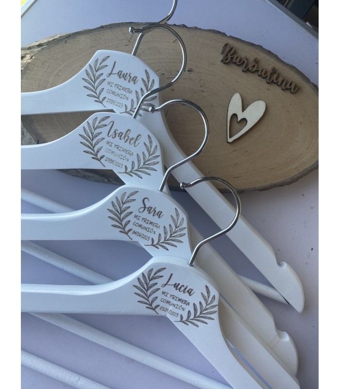 Percha de madera blanca personalizada para comunión