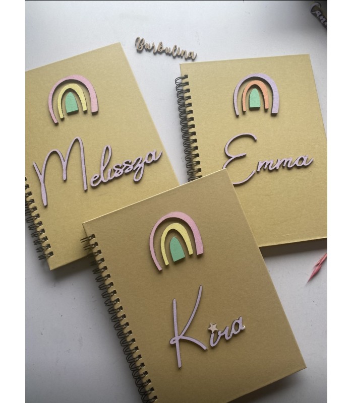Libreta personalizada modelo arcoíris con lápiz o boli